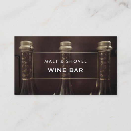 Drei Flaschen Display, rustikale Bar Visitenkarte (Vorderseite)
