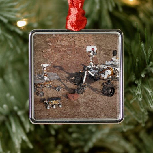 Drei Generationen von Mars-Rover. Ornament Aus Metall (Baum)