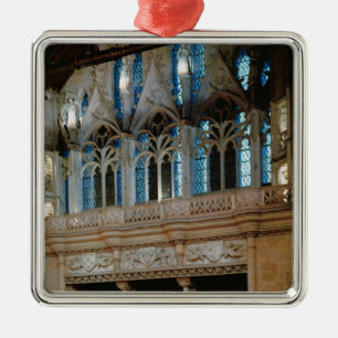 Drei gestaltete Kamine im Salle Silbernes Ornament