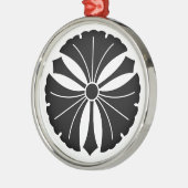 Drei Ginkgo-Blätter mit Schwertern Silbernes Ornament (Links)