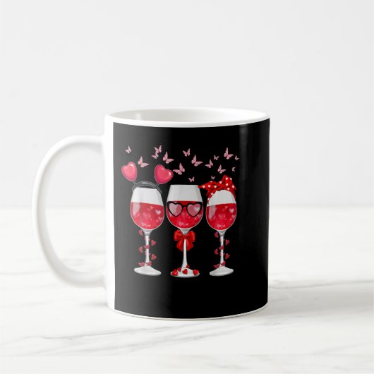 Drei Gläser Weinkultur und Erde Kaffeetasse (Links)
