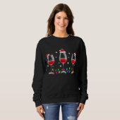 Drei Gläser Weinweihnachtsbeleuchtung Weihnachtsma Sweatshirt (Vorne ganz)