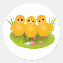 Drei glückliche Ostergelbe Hühner Runder Aufkleber