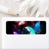 Drei glühende Schmetterlinge im Hintergrund (Insitu)