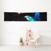 Drei glühende Schmetterlinge im Hintergrund Banner (Insitu)