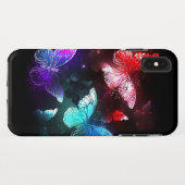 Drei glühende Schmetterlinge im Hintergrund Case-Mate iPhone Hülle (Rückseite (Horizontal))