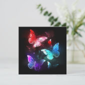 Drei glühende Schmetterlinge im Hintergrund Dankeskarte (Stehend Vorderseite)