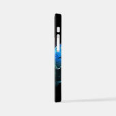 Drei glühende Schmetterlinge im Hintergrund iPhone Hülle (Linke Seite)