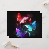 Drei glühende Schmetterlinge im Hintergrund Karte (Vorderseite/Rückseite Beispiel)