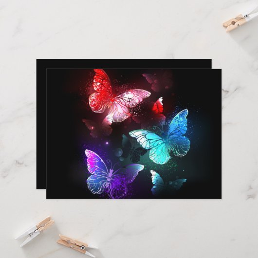 Drei glühende Schmetterlinge im Hintergrund Karte (Vorderseite/Rückseite Beispiel)