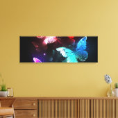 Drei glühende Schmetterlinge im Hintergrund Leinwanddruck (Insitu (Wohnzimmer))