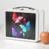 Drei glühende Schmetterlinge im Hintergrund Metall Brotdose (Beispiel)