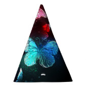 Drei glühende Schmetterlinge im Hintergrund Partyhütchen (Rechts)