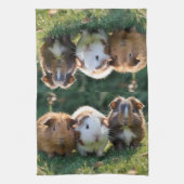 Drei Guinea von Säuglingen, Geschirrtuch (Vertikal)