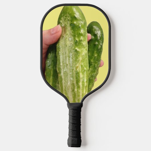Drei Gurken auf dem Gelben Pickleball Paddle (Rückseite)