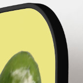 Drei Gurken auf dem Gelben Pickleball Paddle (Linke Seite)