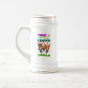 Drei ist nicht eine Menschenmenge, sondern ein Tea Bierglas