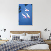 Drei japanische Koi-Fische im Teich Leinwanddruck (Insitu (Schlafzimmer))