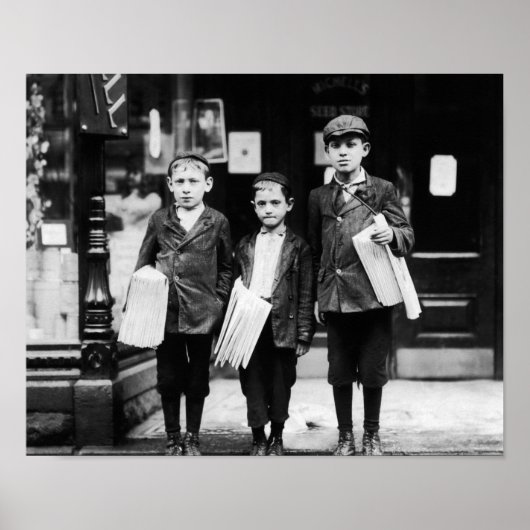 Drei junge Newsien - Lewis Hine - Philadelphia Poster (Vorne)