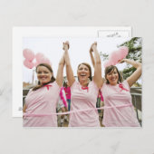 Drei junge, rosa gekleidete Frauen laufen in Postkarte (Vorne/Hinten)