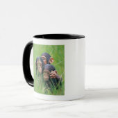 Drei junge Schimpansen (Pantroglodytes) herein Tasse (Vorderseite Links)