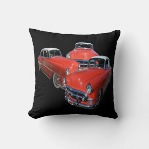 drei klassische rote und weiße Vintage-Autos, Kissen