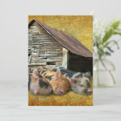 Drei kleine Schweine im rustikalen Stall schnarche Dankeskarte (Stehend Vorderseite)