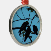 Drei Krähen in einem Baum Silbernes Ornament (Rechts)