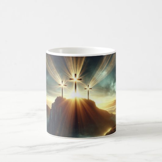 Drei Kreuze in einer Himmlischen Landschaft Kaffeetasse (Mittel)