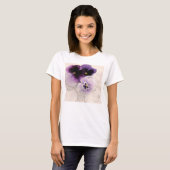 Drei lila Stiefmütterchen T-Shirt (Vorne ganz)