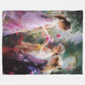 Drei Mädchen spielen im Garten Fleecedecke (Vorderseite (Horizontal))