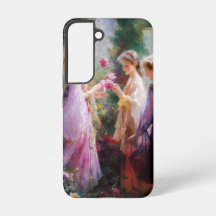 Drei Mädchen spielen im Garten