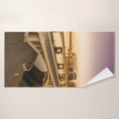 DREI MÄNNER AUF MOTORRÄDERN, DIE BRÜCKE ÜBERQUEREN BADEHANDTUCH (Badehandtuch)