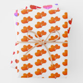 Drei miteinander verbundene Herzmuster über Weiß Geschenkpapier Set (Beispiel)