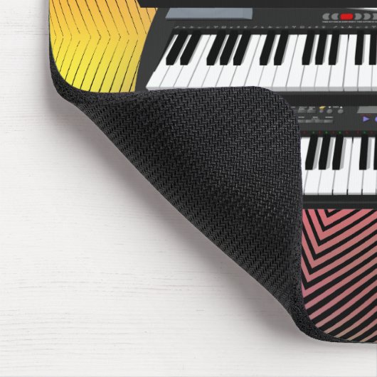 Drei moderne Tastaturen: Synthesizer: Mousepad (Ecke)