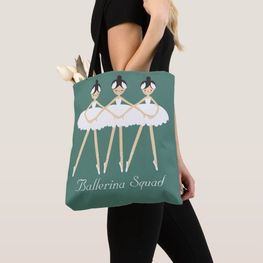 Drei Niedliche Ballerinas, weiße Kleider Tasche (Von Nahem)