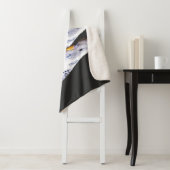 drei niedliche weisse Wellensittiche Sherpadecke (Beispiel)