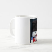 Drei Nussknacker auf schwarzer Tasse (Vorderseite Links)
