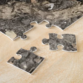 Drei perfekte Daisies gegen einen Baumstamm Puzzle (Seite)