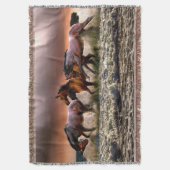 Drei Pferde Trotting im Meer Decke (Vorderseite Vertikal)