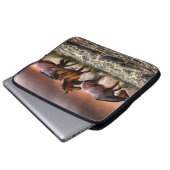 Drei Pferde Trotting im Meer Laptopschutzhülle (Vorne Knopf)