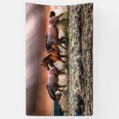 Drei Pferde Trotting im Ozean Banner (Vertikal)