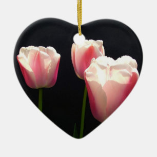 Drei pinkfarbene Tulpe-Blume. Weihnachten, Feierta Keramik Ornament