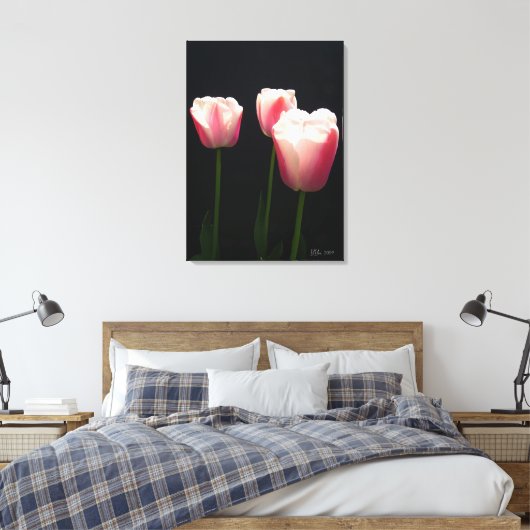 Drei pinkfarbene TulpenBlume Leinwanddruck (Insitu (Schlafzimmer))