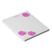 Drei pinkfarbene Weichbällchen für personalisierte Notizblock (angewinkelt)