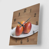 Drei reife Äpfel Quadratische Wanduhr (Winkel)