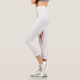 Drei rosa Blume mit schwarzem Hintergrund Capri Leggings