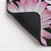 Drei rosa Gänseblume Mousepad (Ecke)