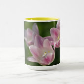 Drei rosa Tulpen Tasse (Zentrum)