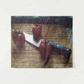 Drei rote Tomaten auf einem Schrank Wandteppich (Vorderseite (Horizontal))